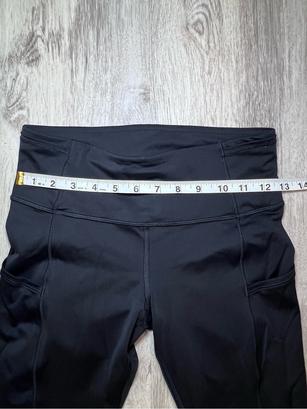 Lululemon Black High-Waist Active Leggings Size 6 - Picture 9 of 13
